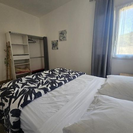 La Pergola 2 Apartment La Garde-Adhémar Екстериор снимка